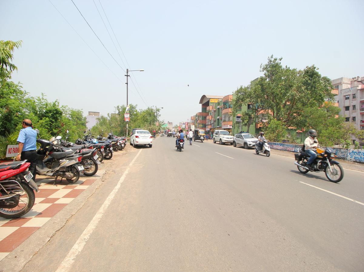 Oyo 3477 Misti Inn Jamshedpur Dış mekan fotoğraf